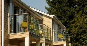 Craigmhor Lodge and Courtyard Boutique B&B - The Modern Glass Balconies